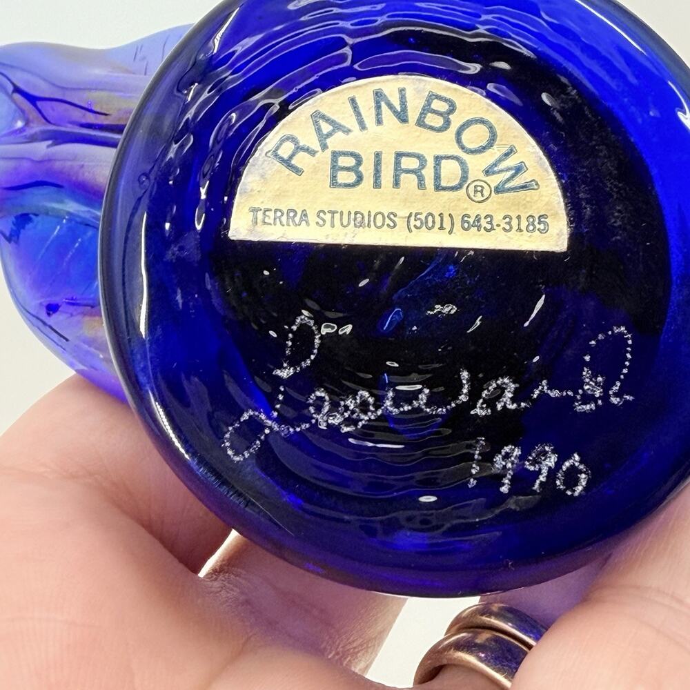 Signed Handblown Leo Ward 1990 Rainbow Bird Carnival Glass Figurine - Picture 9 of 9